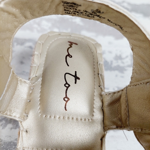 New Me Too Cami Gold Stretch Elastic Mini-Wedge Espadrille Sandal V400 - Picture 10 of 12